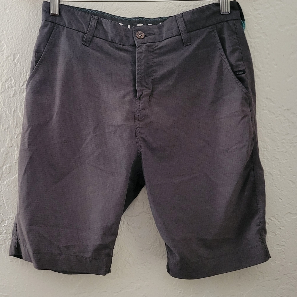 Vissla Shorts Size Medium